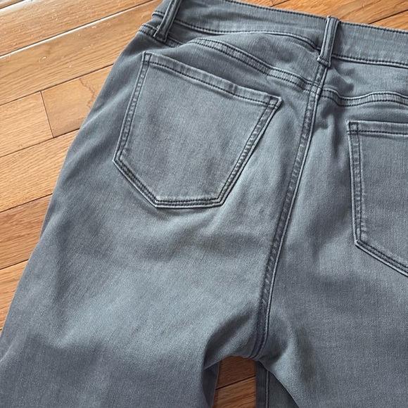 Nine West Cropped Gray Jeans - Picture 7 of 7